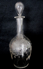 Ancienne petite carafe cave à Liqueurs flacon en cristal BACCARAT St LOUIS ?