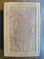 PARIS, DEUX MILLE ANS POUR UN