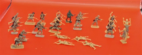 Lot 28 soldats afrika - lot,