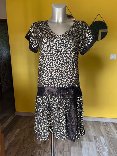 Jolie robe sequin - robe,