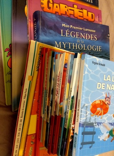 Livres jeunesse - 18, bd