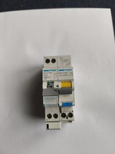 DISJONCTEUR MJT740 C40 DIFFERENTIEL BDC240F 40A 30mA AC COURBE C HAGER 40AMPERES