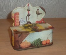 ancienne boîte à allumettes en fer tôle lithographiée l'anjou vinicole vintage