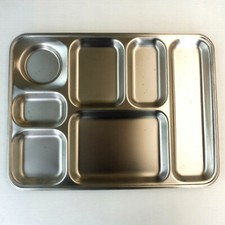 PLATEAU A 7 COMPARTIMENTS INOX 39,5 cm de long 29,5 cm de large