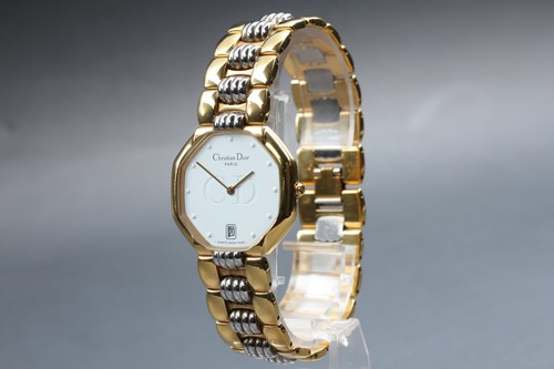 Presque comme neuve montre - [presque,