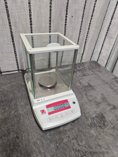 Ohaus pioneer pa124c - ohaus,