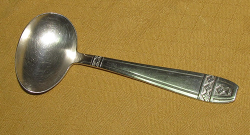 Cuillère bouillie sauce - à,