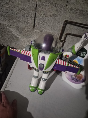 Disney pixar figurine buzz - disney,