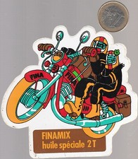 AUTOCOLLANTS.  Moto. Carburant