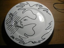 ASSIETTES de ANNE MARIE BERETTA modèle  AMNESTY INTERNATIONAL   LIMOGES