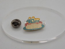 Pin's Publicitaire - Jouet 10
