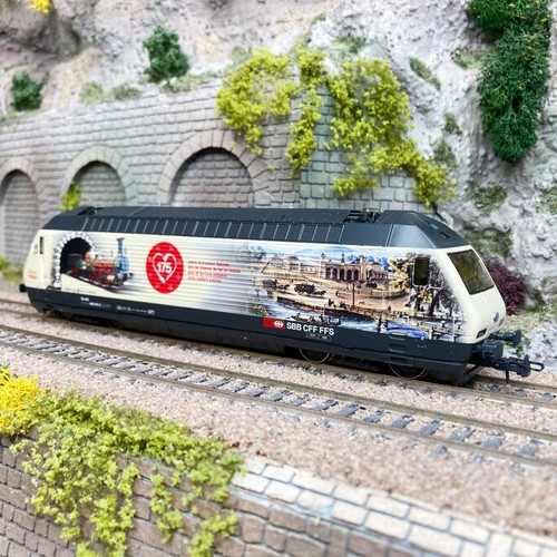 Locomotive 460 019 175 - re, "175