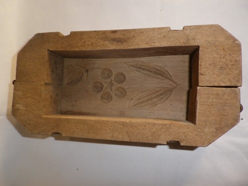 Ancien moule beurre bois - a, en