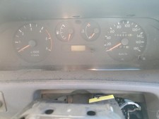 UNITÉ DE COMPTEUR KMH - - Voiture tout-terrain Nissan Terrano II (R20/TR50) 2.7 TDi (TD27TI)