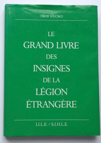Livre insignes militaires le - militaires,