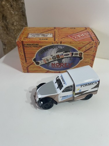 Voiture miniature norev - voiture,