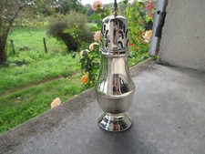 saupoudreuse en métal