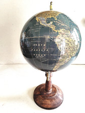 Mappemonde avec carte écrite en anglais base en bois bon état 