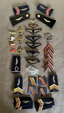 Lot D’insignes Armée De