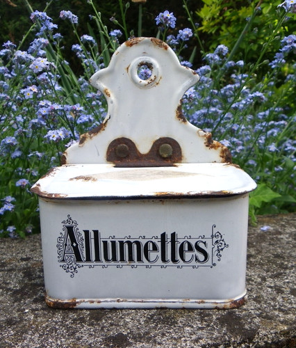 Ancienne boîte allumettes - ancienne,