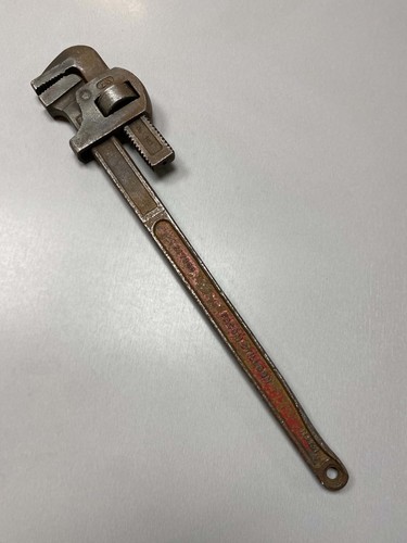 Outil ancien clé griffe - ancien,