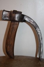 Ancienne herminette de