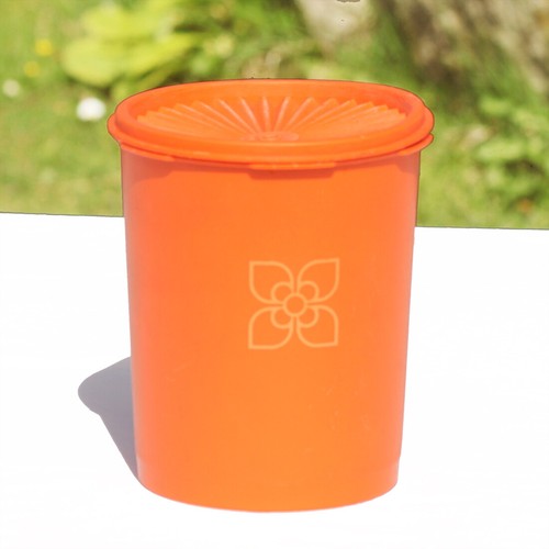 Boite orange soleil - , fleur