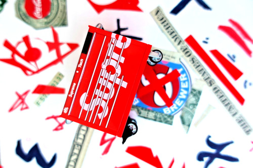 Objet collector supreme - objet,
