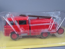 D198 Collection IXO Pompier France n°13 FPT Berliet GAK17 Neuve sous blister