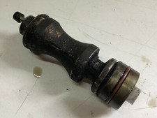 UNE VALVE DE CYLINDRE MOTO YAMAHA 125 DTLC TYPE MOTEUR 57U