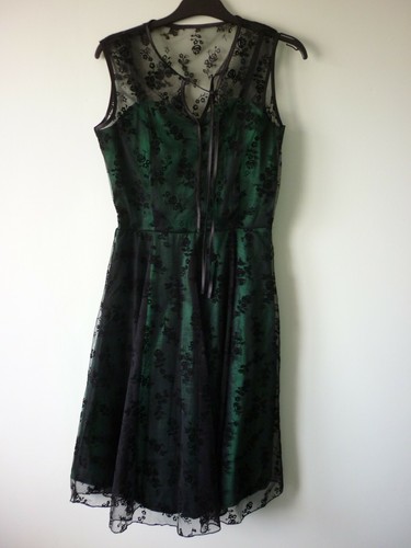 Robe dentelle verte et - robe,