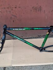 Cadre et fourche VTT en