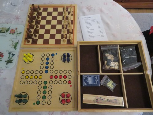 Boite bois set - , jeux