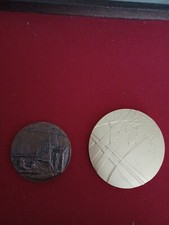 Lot 2 Medailles bronze