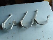 3 Patères PORTE MANTEAU Anciennes  Vintage Aluminum École grand format