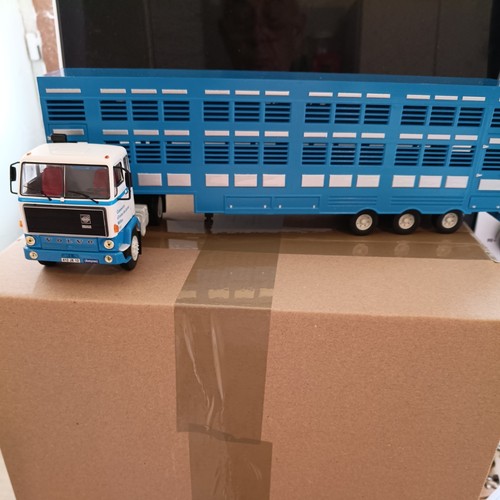 Volvo transports animaux - volvo,