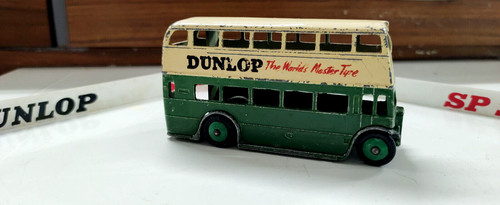 Dinky toys bus - ,