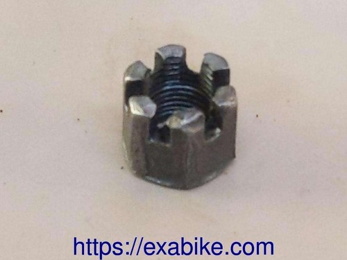 Ecrou axe roue arriere - roue,