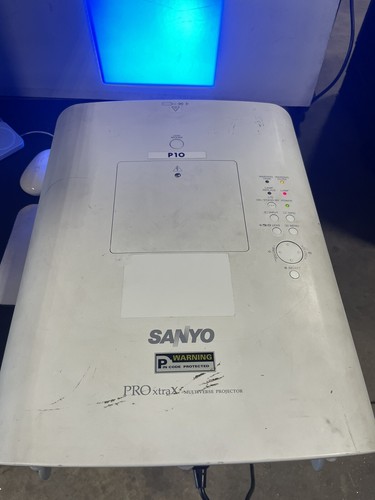 Sanyo plc xt35 - sanyo, projector