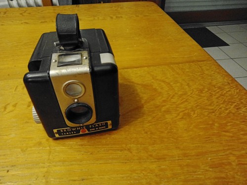 Appareil photo ancien - appareil, kodak