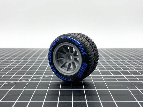 Porte clé pneu pirelli - clé,