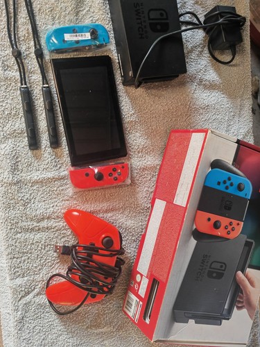 Nintendo switch console - nintendo, 32
