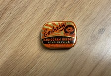 Boite d'aiguilles ancienne