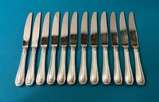 12 couteaux à entremets