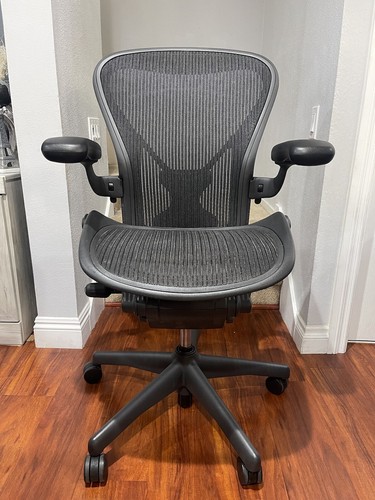 Herman miller aeron chair size - miller,