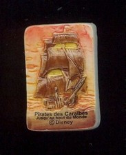 Fève - Pirates des Caraïbes - Jusqu'au bout du monde - Disney  ....  (Ref. 1447)