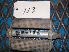 PEDALE N°3 MOBYLETTE MOTOBECANE PEUGEOT....