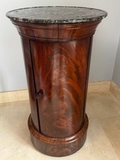 SOMNO EPOQUE EMPIRE – Acajou de cuba Flammé – Marbre Sainte-Anne à gorge