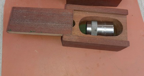 Wood box for case gage - box,