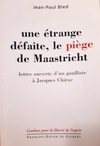 Une étrange défaite le - dÉfaite.,